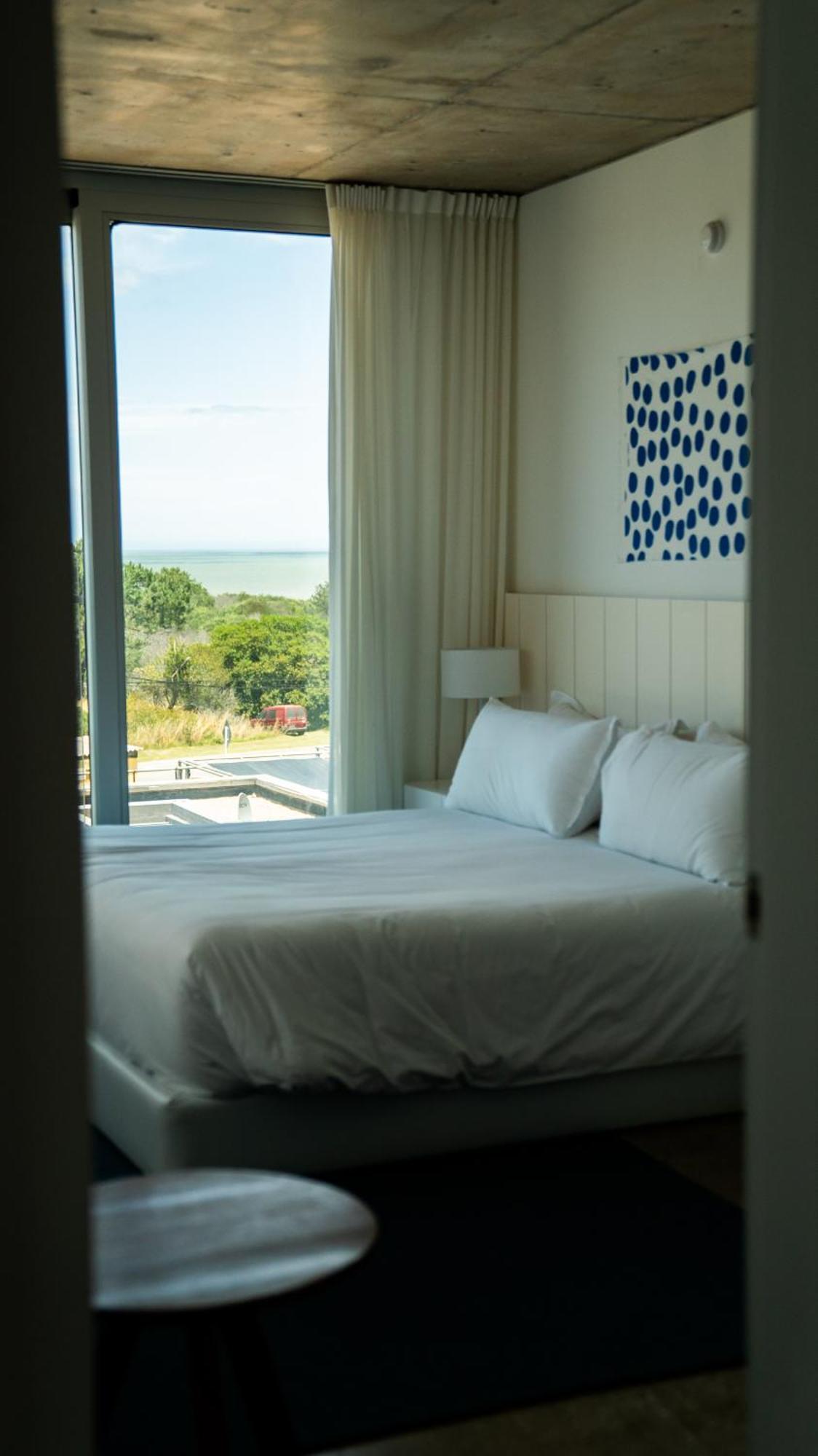 Casagrande Hotel & Beach Club José Ignacio Extérieur photo A bedroom at the hotel