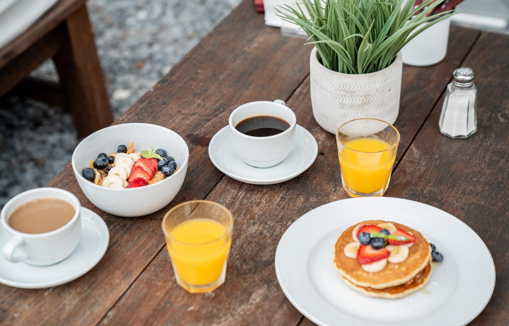 Casagrande Hotel & Beach Club José Ignacio Extérieur photo A breakfast at the restaurant